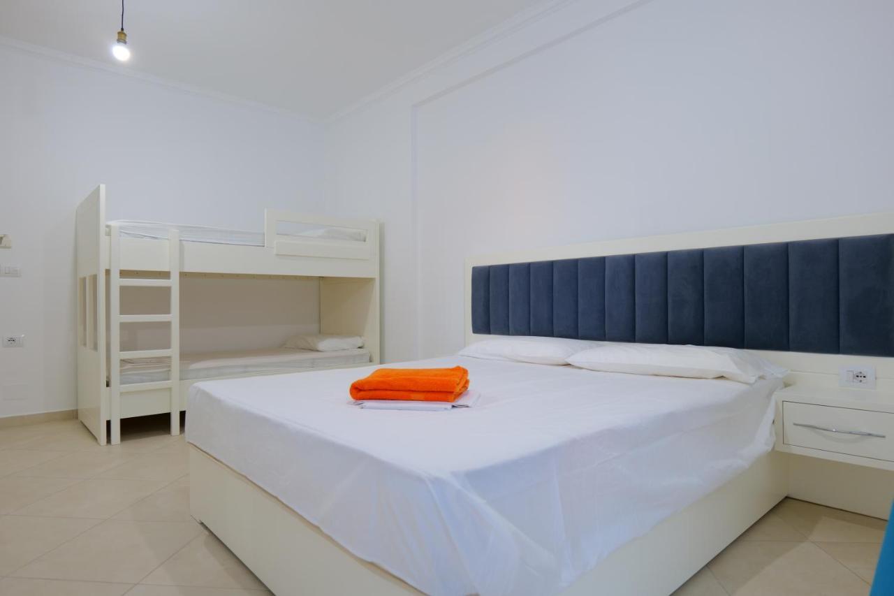 Davide Rooms Sarandë Buitenkant foto