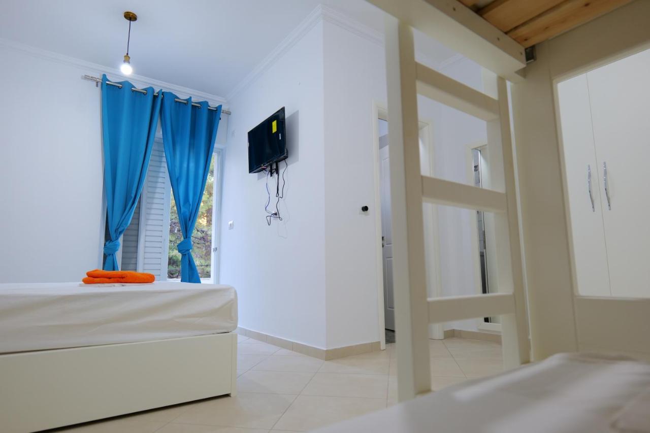 Davide Rooms Sarandë Buitenkant foto