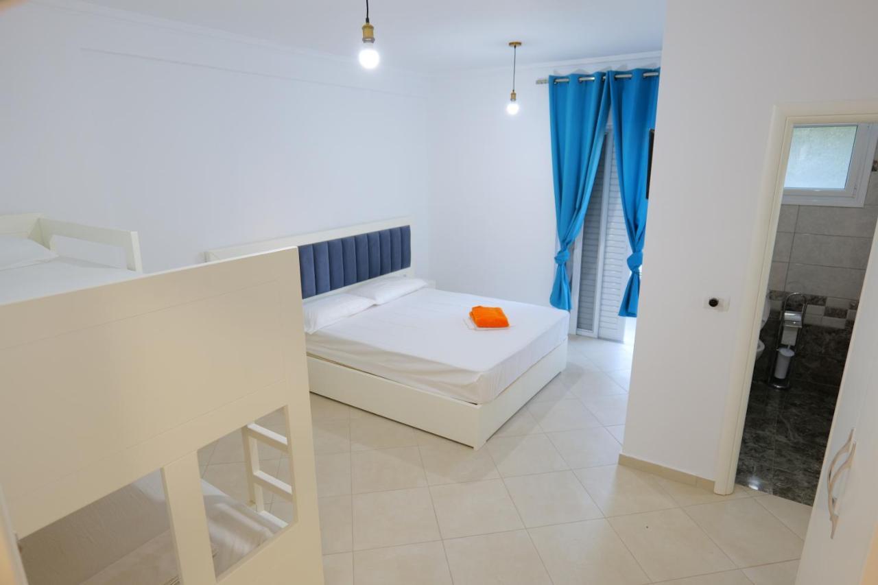Davide Rooms Sarandë Buitenkant foto