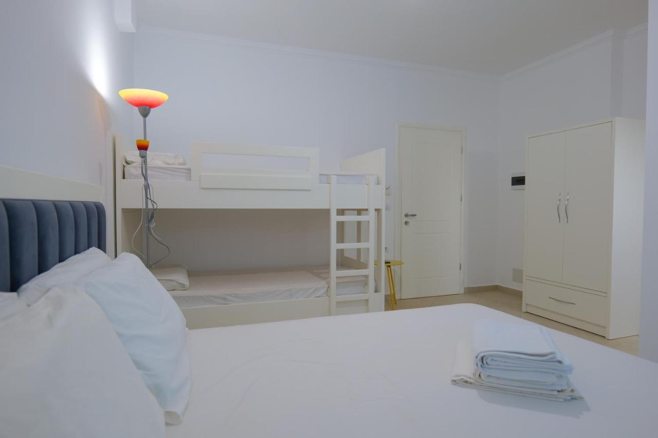 Davide Rooms Sarandë Buitenkant foto