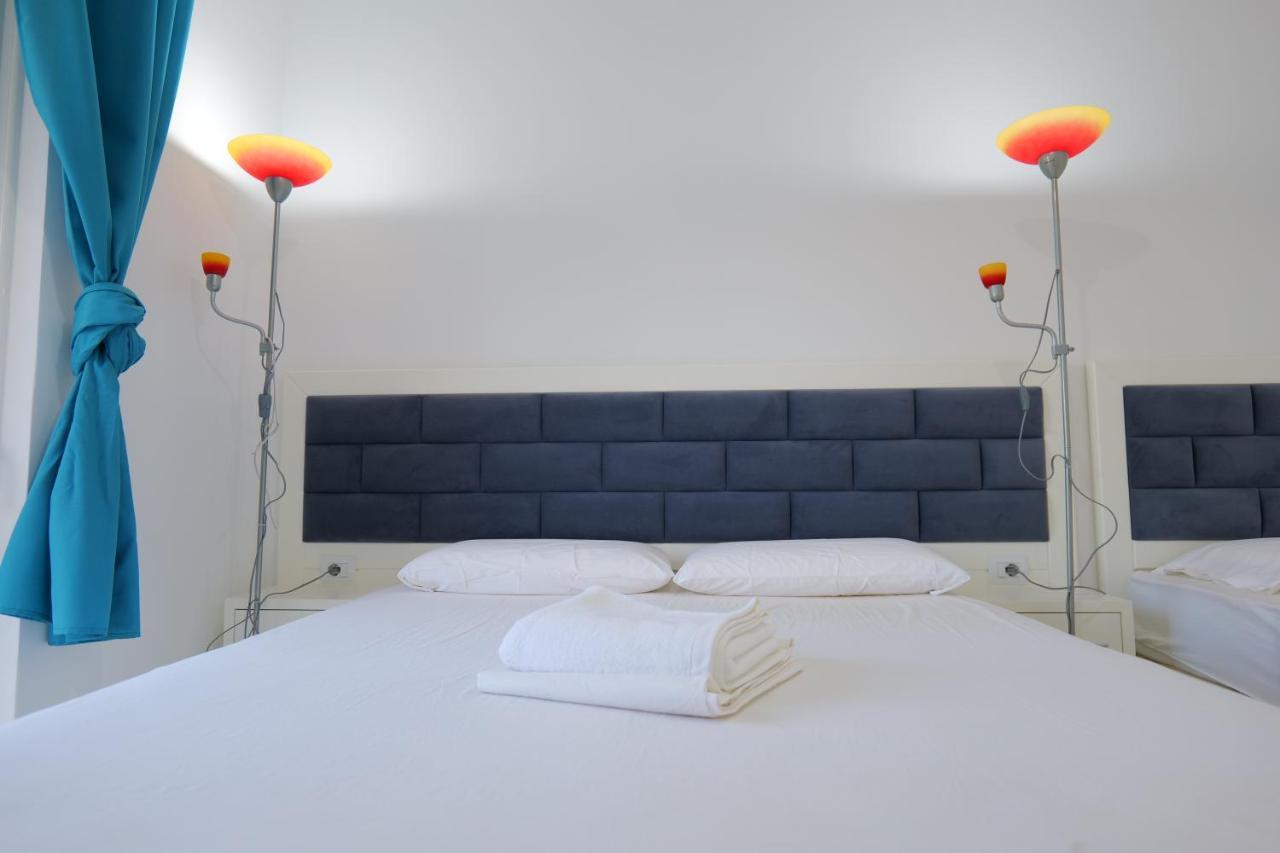 Davide Rooms Sarandë Buitenkant foto