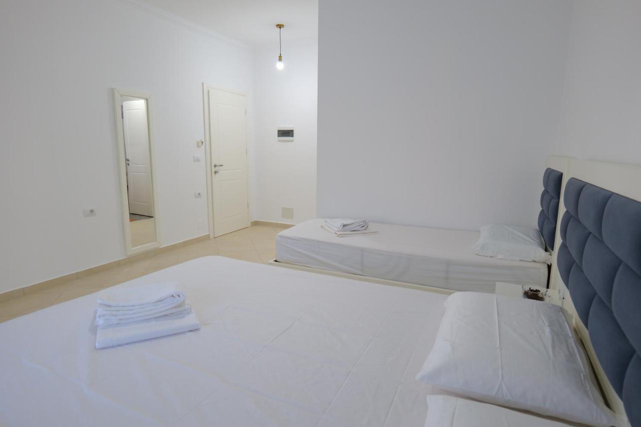 Davide Rooms Sarandë Buitenkant foto