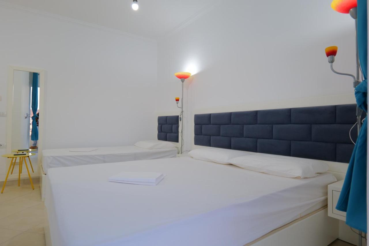 Davide Rooms Sarandë Buitenkant foto