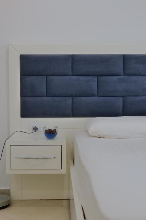 Davide Rooms Sarandë Buitenkant foto