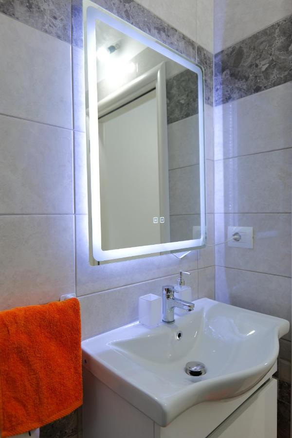 Davide Rooms Sarandë Buitenkant foto