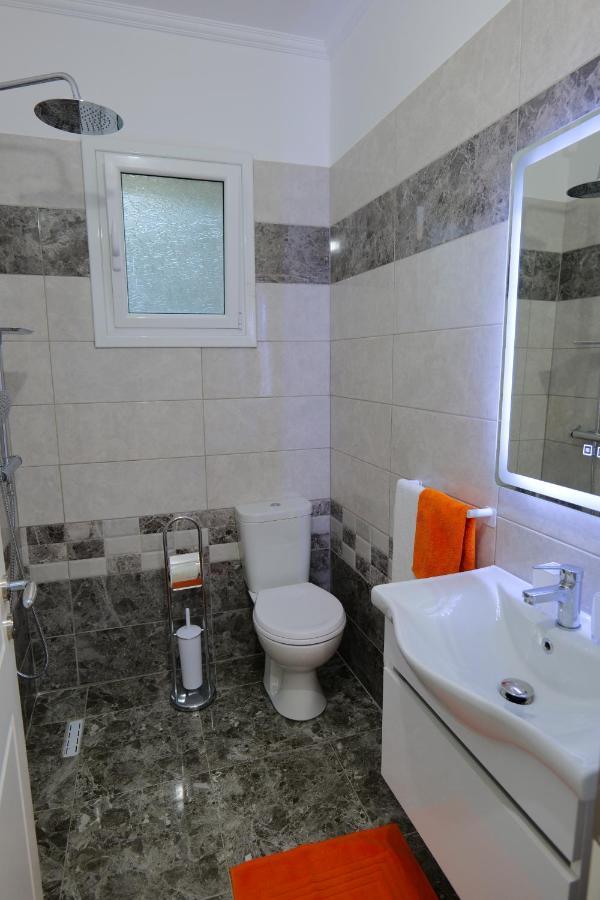 Davide Rooms Sarandë Buitenkant foto